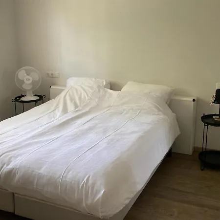 Eendje 2 I Luxe Recreatiewoning Met Hottub Holiday home